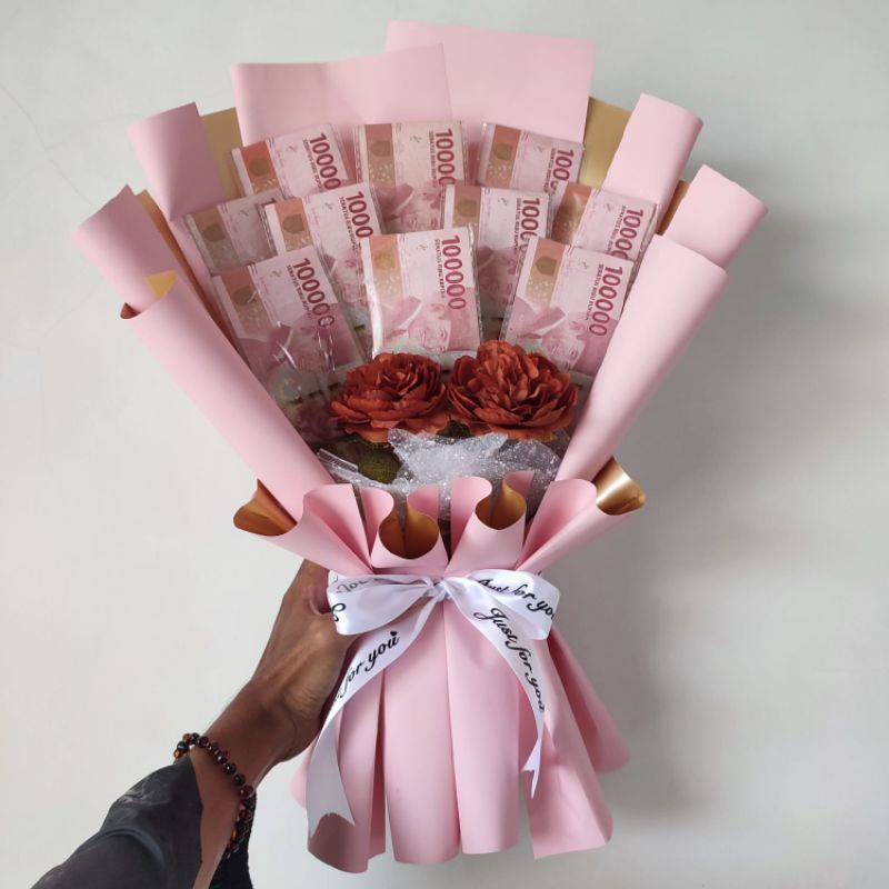 Buket bouquet wisuda pernikahan ulang tahun dan acara besar bisa request warna dan tambah kartu ucapan