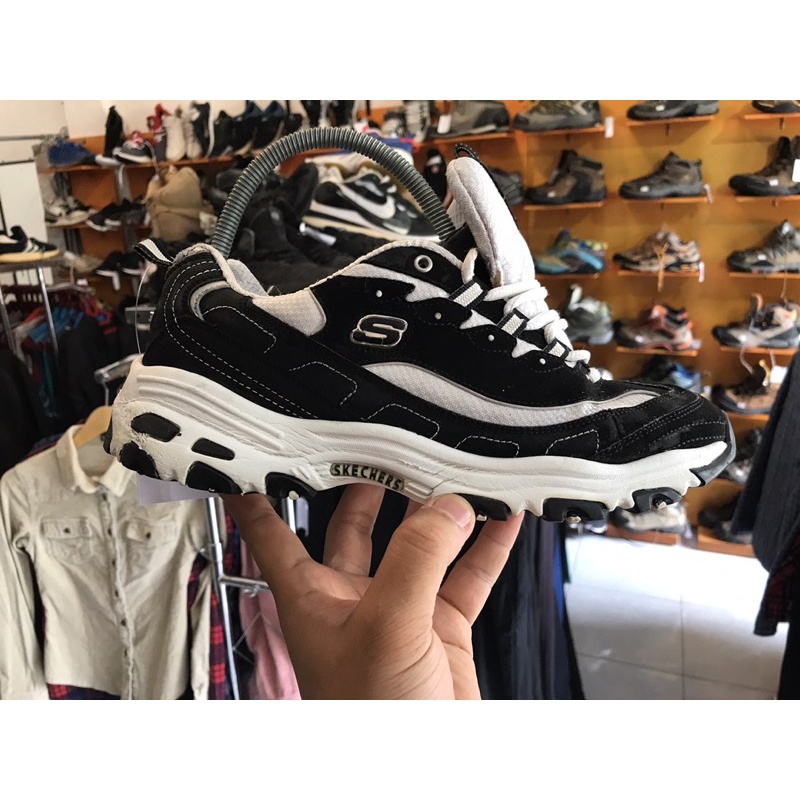 SEPATU SKECHERS BEKAS SECOND BRANDED ORIGINAL,UKURAN 40