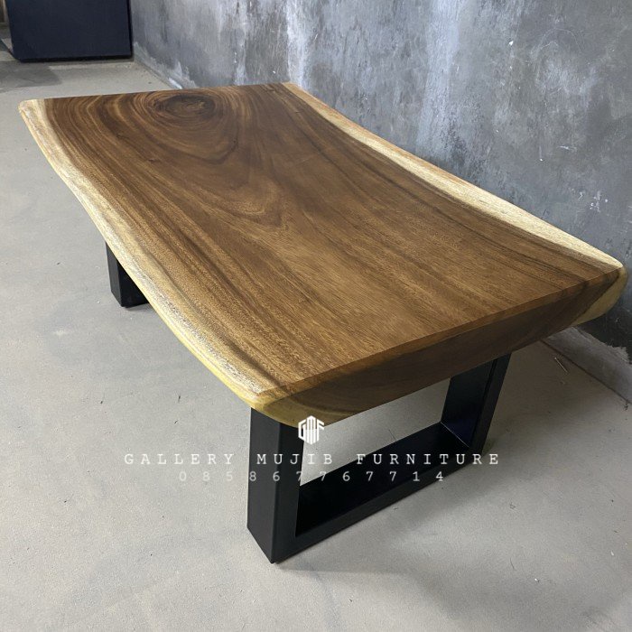 MEJA TAMU TREMBESI MEJA TAMU INDUSTRIAL KAYU SOLID