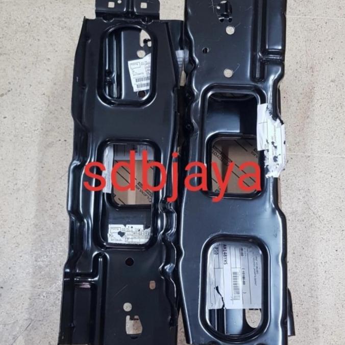 Dudukan Bracket Braket Bemper Bumper Dyna Saurus Hino Dutro Set Rh Lh