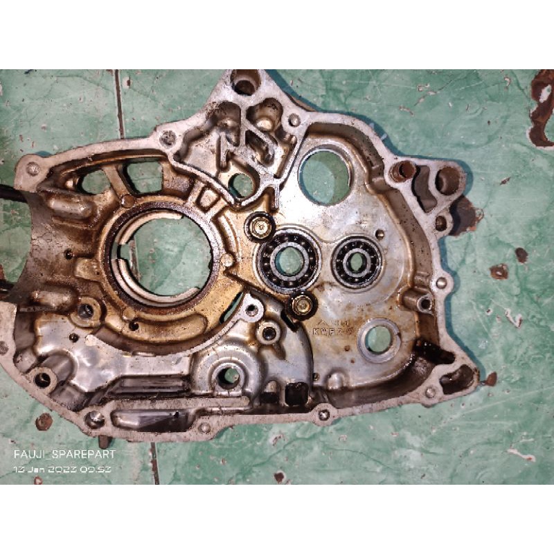 krengkes bak tengah kanan Honda revo absolude/Honda Blade /Revo absolute fi/blade fi