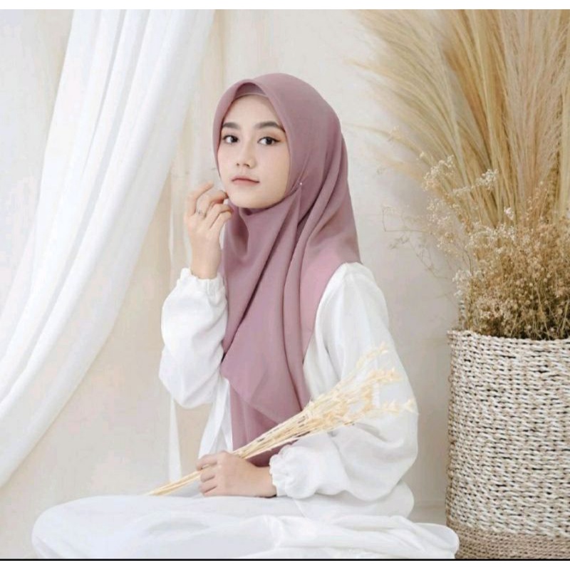 Jilbab BELLA SQUARE Hijab segi empat Hijab bella square