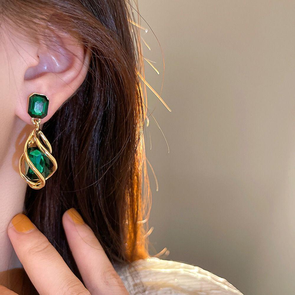 Mxbeauty Anting Wanita Elegan Halus Berkilau Trendi Niche Desain Fashion Perhiasan Gadis Hadiah Berlian Imitasi Alloy Gaya Korea Menjuntai Earrings