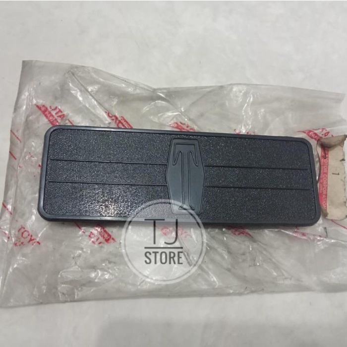 Tutup Radio Toyota Hardtop FJ40 2F