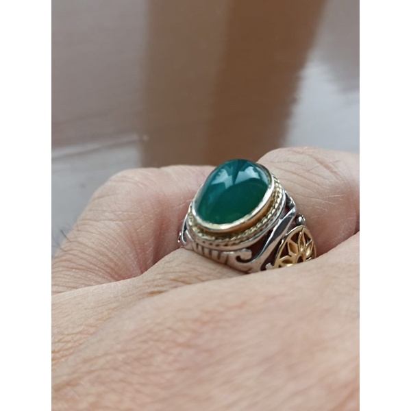 Cincin Batu Permata Bacan Gulao Serat Kura