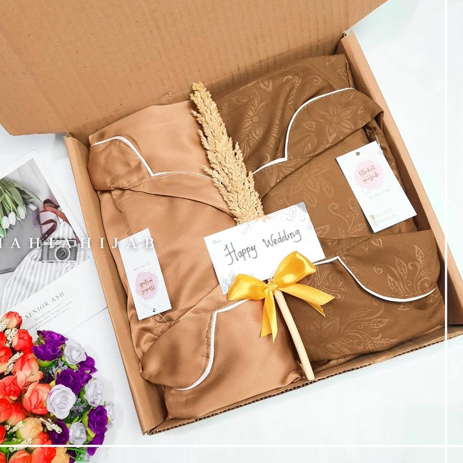 

☁ Hampers Wedding Set Piyama Couple / Kado Pernikahan / Hadiah anniversary pasangan ➳