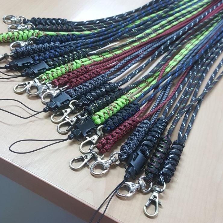 

Model Baru オ Lanyard / Tali ID Card / Gantungan Paracord 7 WINDING