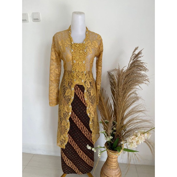 KEBAYA AKAD KUTU BARU