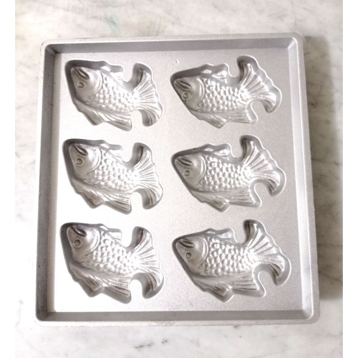 cetakan bolu kering motif ikan model petak