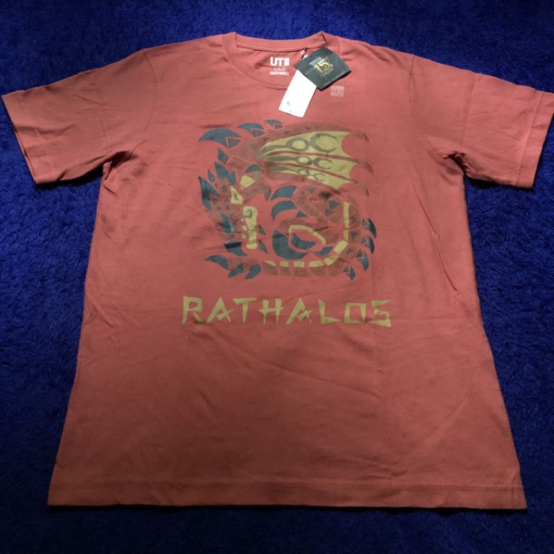 kaos uniqlo monster hunter
