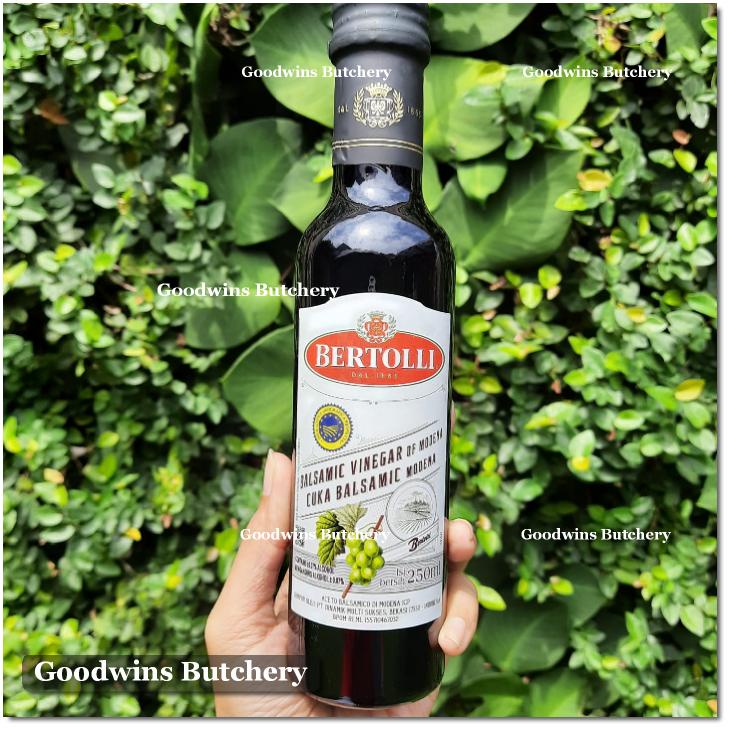 

Bertolli BALSAMIC VINEGAR Cuka hitam Italy 250ml