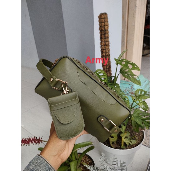 Classy Pouch William Handbag Kulit Pria Wanita