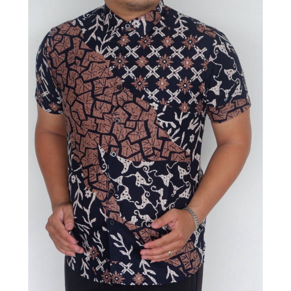 Baju Batik Pria Slimfit Kemeja Lengan Pendek Slim Fit LBS 1941