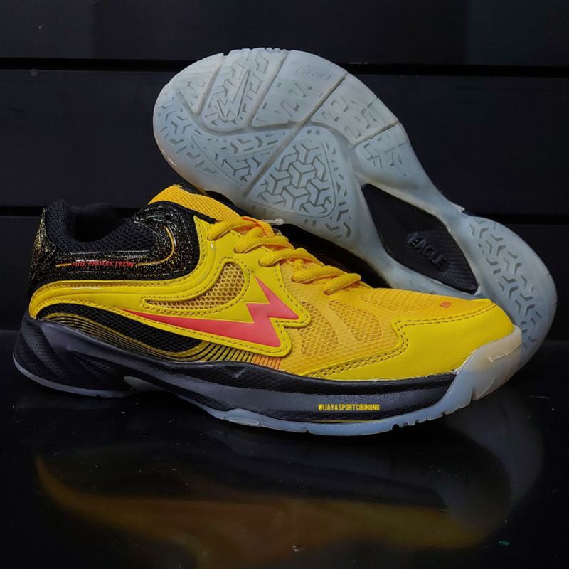 Sepatu bulutangkis eagle sepatu badminton eagle CYGNUS