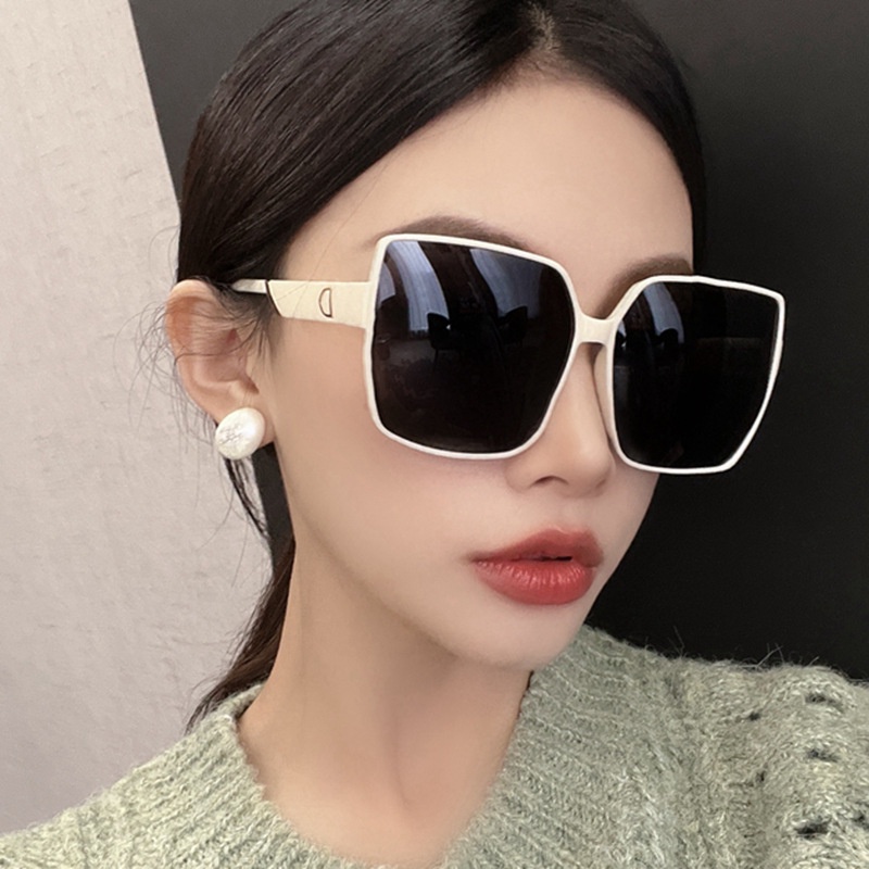 Aesthetic Shades Sunglasses UV400 Untuk Wanita/Pria Eyeglasses Colour