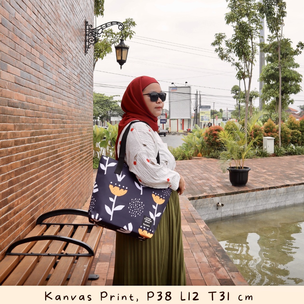 (GROSIR) Tas Kekinian TOTEBAG KANVAS PRINTING GAMBAR DAUN / BUNGA TAS WANITA TOTE BAG REMAJA MODERN