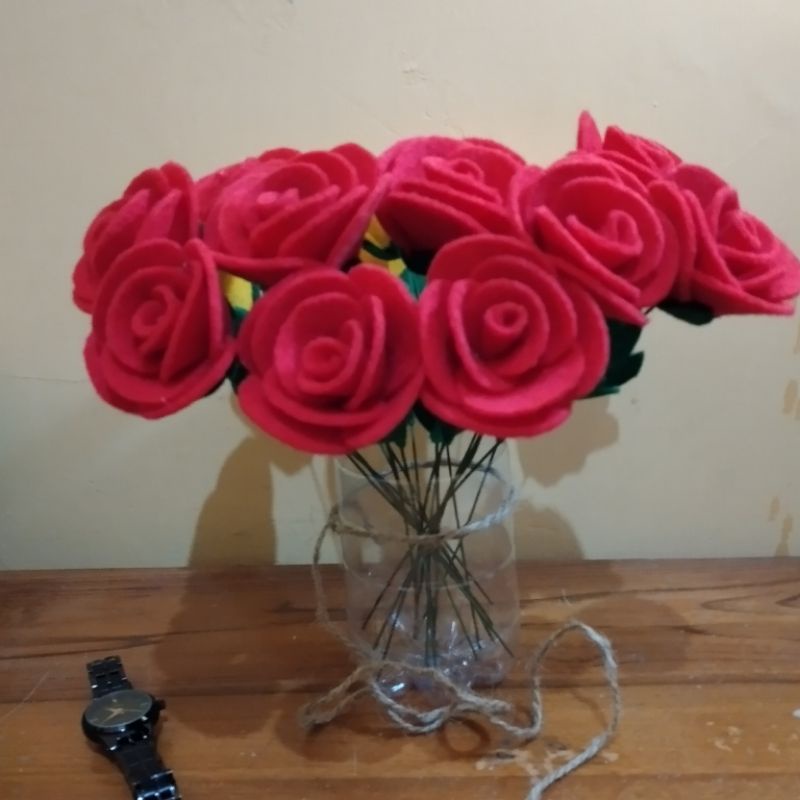 Bunga Mawar Merah/Bunga Flanel/Bunga Tangkai/Bunga Artificial