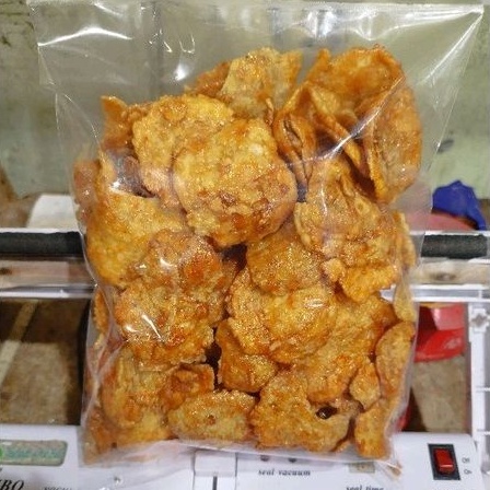 

Emping lebar manis pedas,. 250g