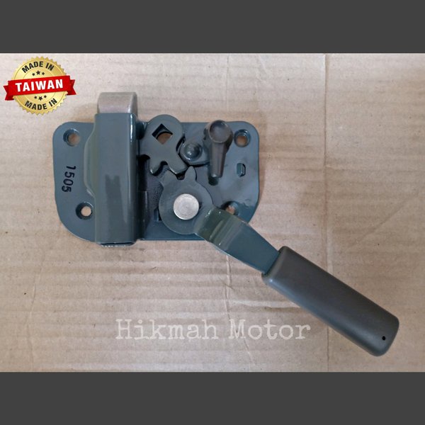 Door lock Handle Handel Pintu Belakang Bagasi kiri atau Door Lock Assy LH Toyota Landcruiser Hardtop