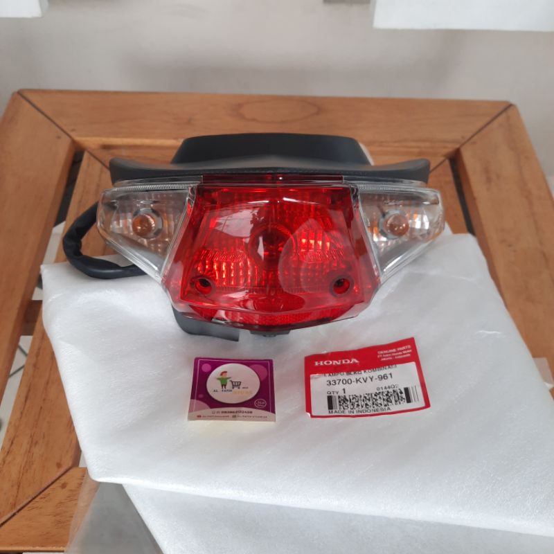 Stoplamp Taillight Lampu Belakang Assy Honda Beat Karbu Original AHM 33700-KVY-961