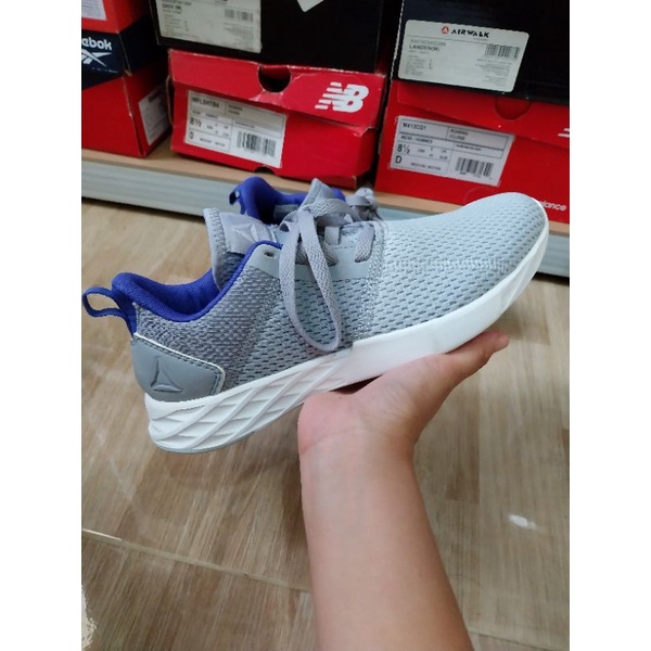 Reebok Astroride Strike women  size 37