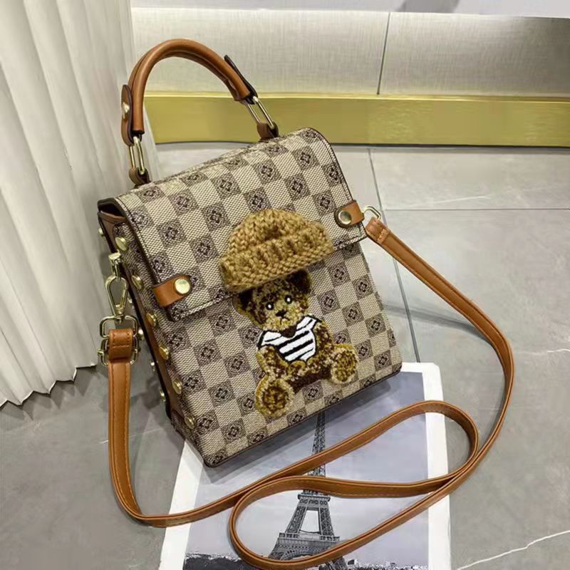 BJ62929 - BROWN/GREEN/KHAKI/BLACK/SEGITIGA - TAS SLEMPANG HANDBAG JINJING BEAR WANITA FASHION KOREA CHINA IMPORT MODIS ELEGAN TERMURAH TERLARIS TERBARU BAGSTORE JAKARTA TAS BATAM ZCJ2929 LT2190 GT2013