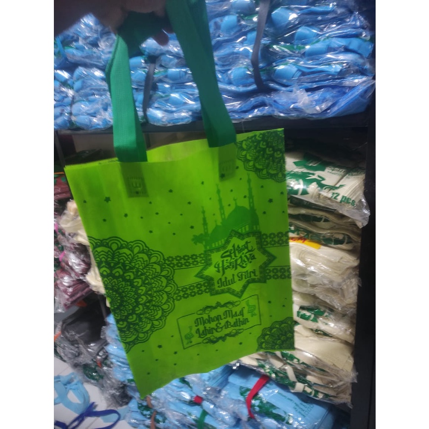 1 Lusin isi 12 pcs Tas / Kantong Kain Spunbond Lebaran Idul Fitri - HLS25x35 cm, Tas Polos