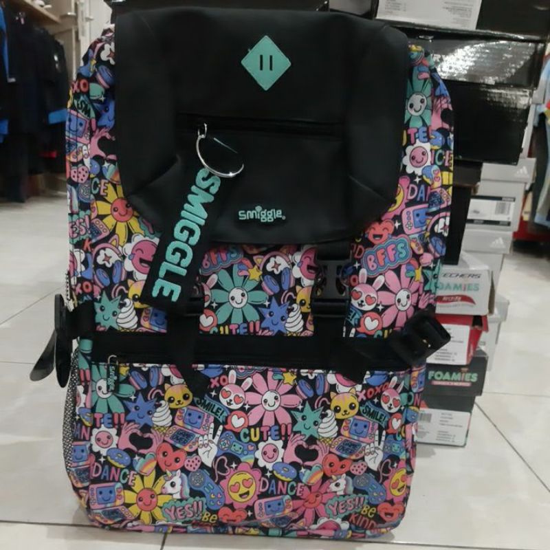 Tas Smiggle Attach Foldover Backpack