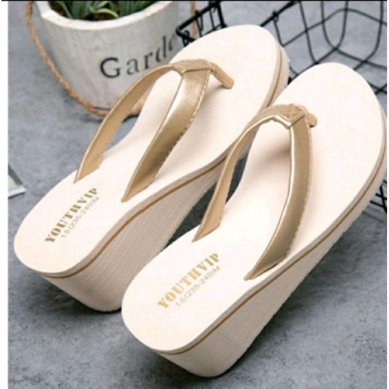 WEDGES SANDAL WANITA MOTIF AUREL
