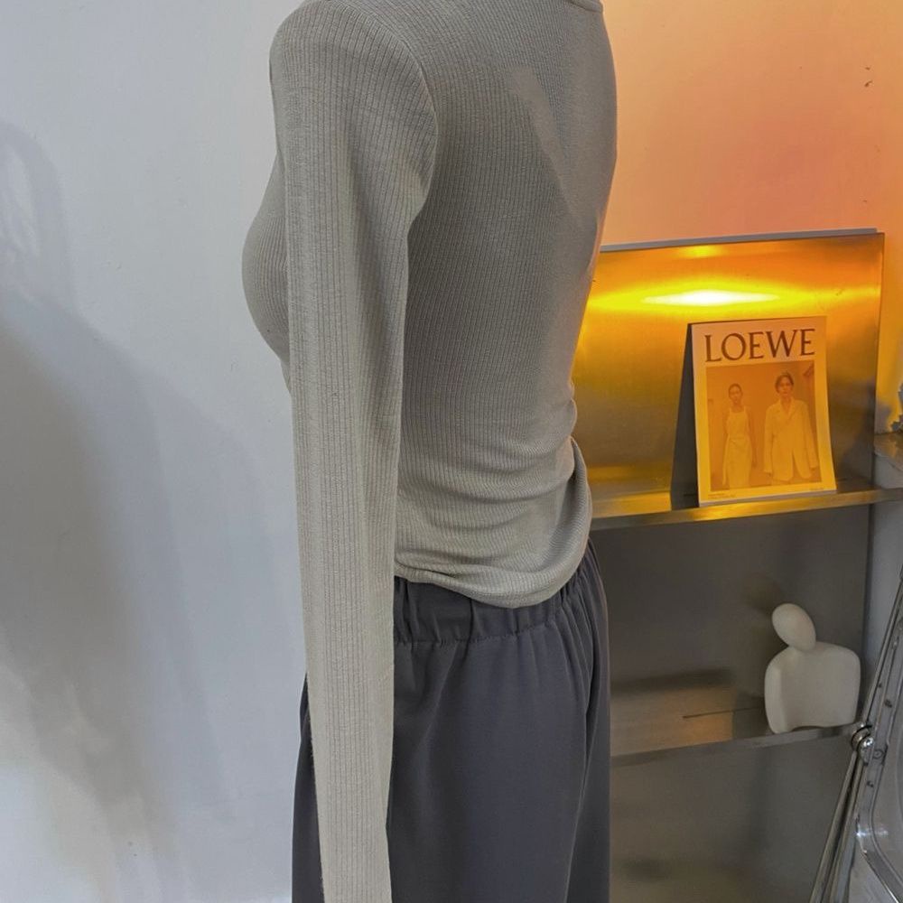 Red Ini sangat bagus untuk dipakai di dalam dan di luar ~ rendah U-neck garis leher besar pit strip bulu hangat pendek pullover T-shirt musim dingin wanita kemeja bottoming