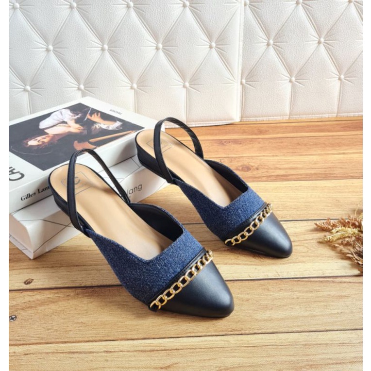 ABBUSHOES AG 28 sendal bapau tali rantai hayek 2cm