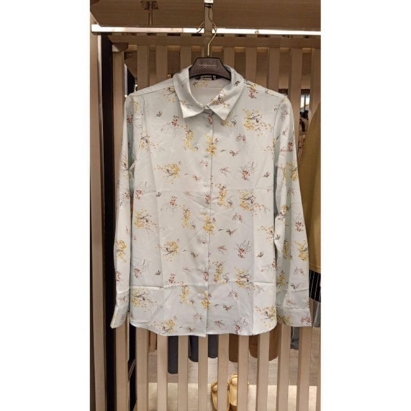 Blouse bunga The Executive SALE