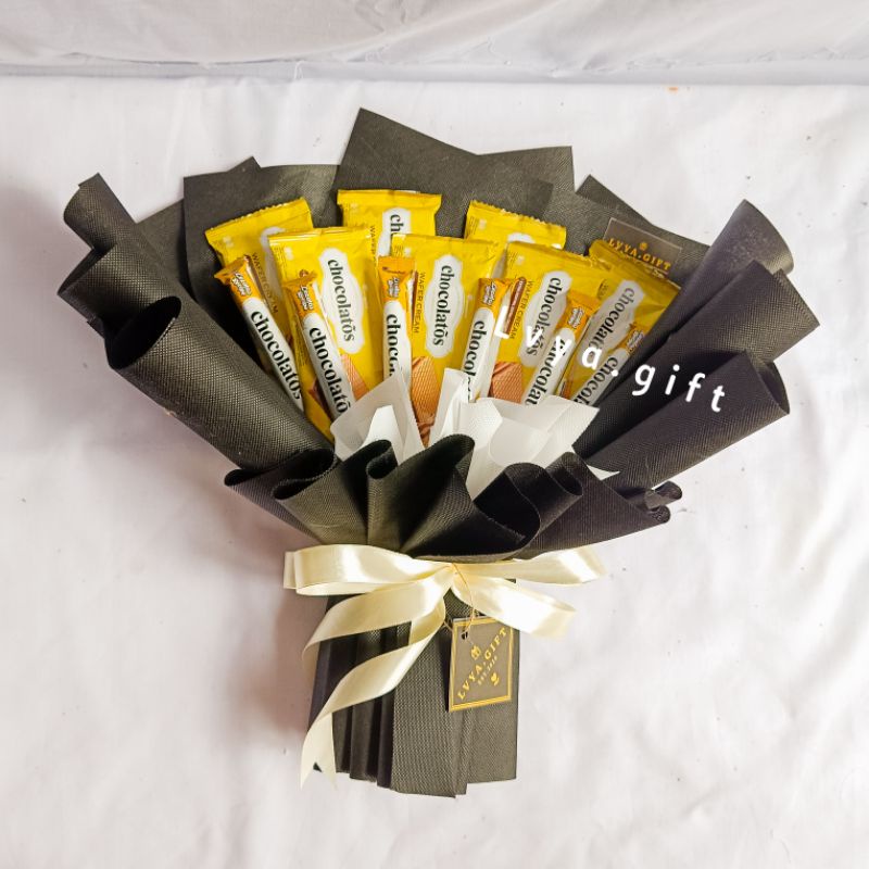 (SNACK 0059) Buket snack chocolatos mix | Buket snack hitam-gold | Buket snack wisuda | Buket snack ulang tahun | Buket anniversary | Buket hari guru | Buket hari ibu | hadiah wisuda | kado ulang tahun