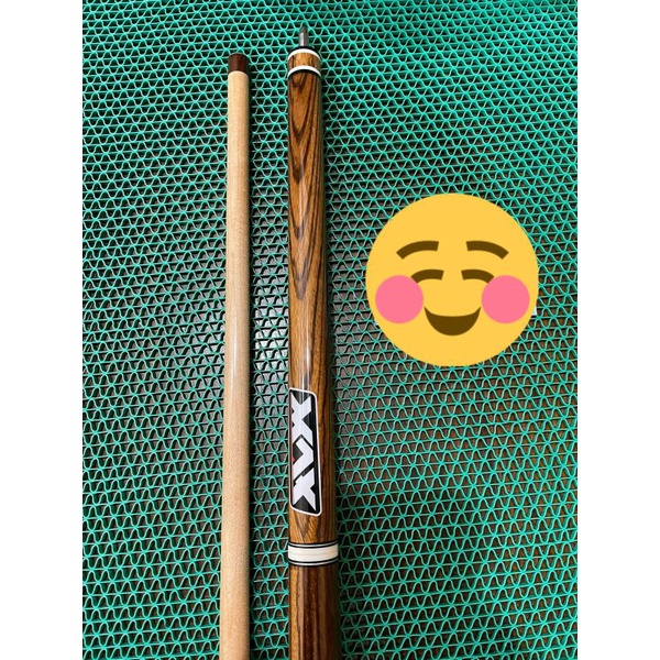 Stick Jump Break merk Adam Max istimewa