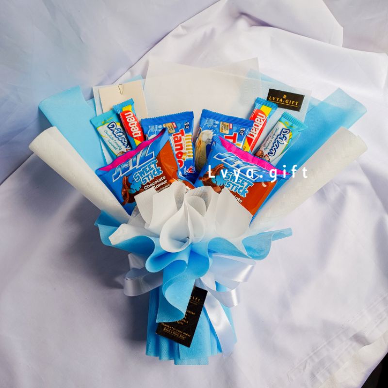 (SNACK 0066) Buket snack mix mini tema biru | Buket snack wisuda | Buket snack ulang tahun | Buket anniversary | Buket hari guru | Buket hari ibu | hadiah wisuda | kado ulang tahun