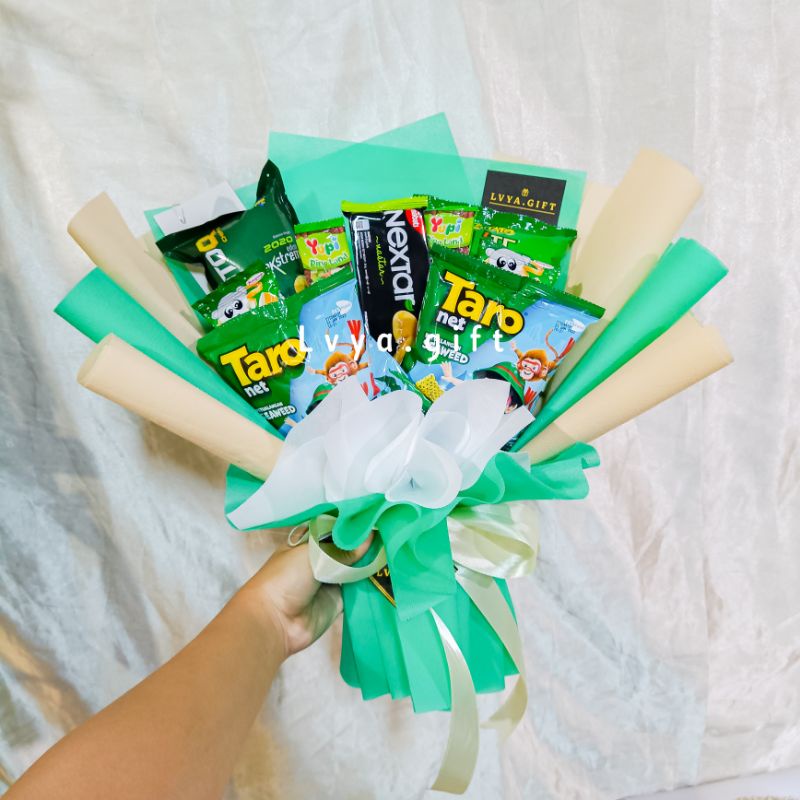 (SNACK 0060) Buket snack tema hijau | Buket serba hijau | Buket snack serba hijau | Buket snack tema hijau | Buket snack wisuda | Buket snack ulang tahun | Buket anniversary | Buket hari guru | Buket hari ibu | hadiah wisuda | kado ulang tahun