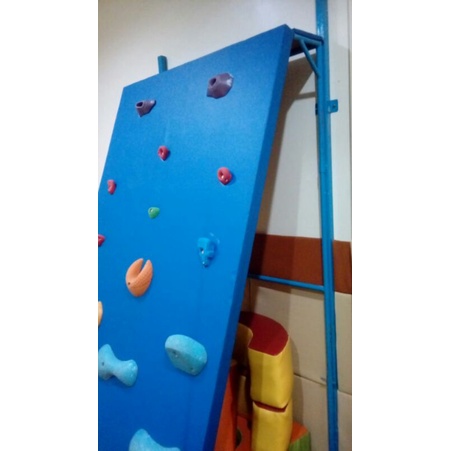 Wall Climbing Panjat Dinding Media Okupasi Terapi & Edukasi