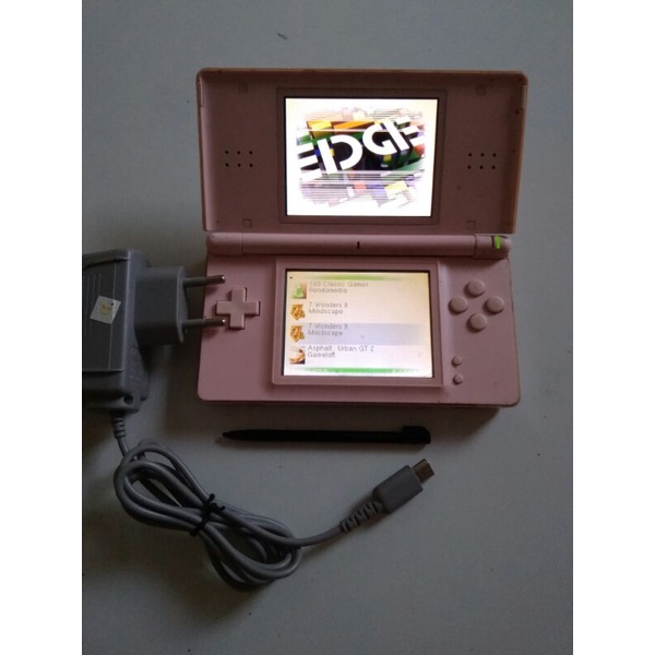 Nds lite minus Lcd atas bawah tampilan ngblur