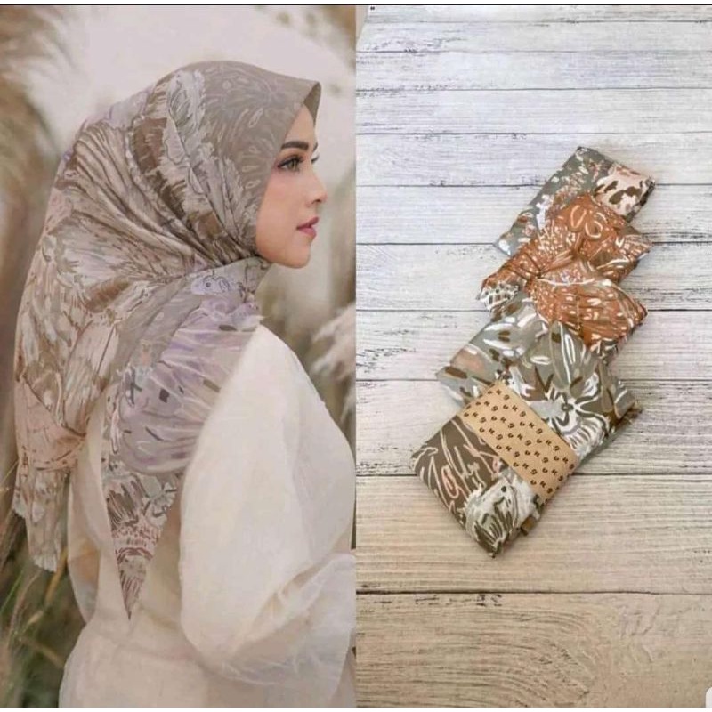 HIJAB SEGIEMPAT VOAL PREMIUM MOTIF LASER CUT