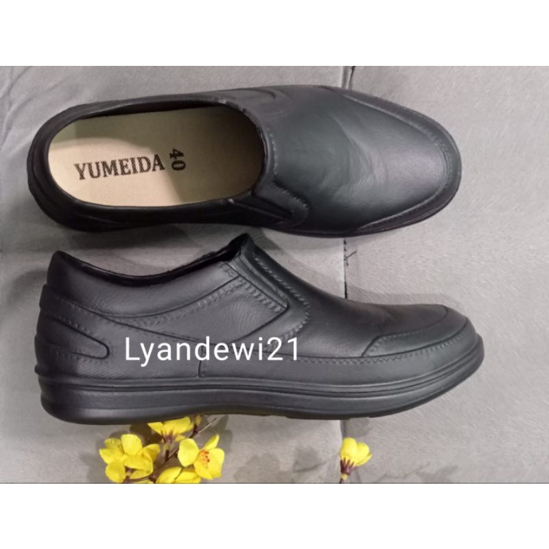 SEPATU KARET WARNA HITAM # SEPATU KARYAWAN # SEPATU HYGINE