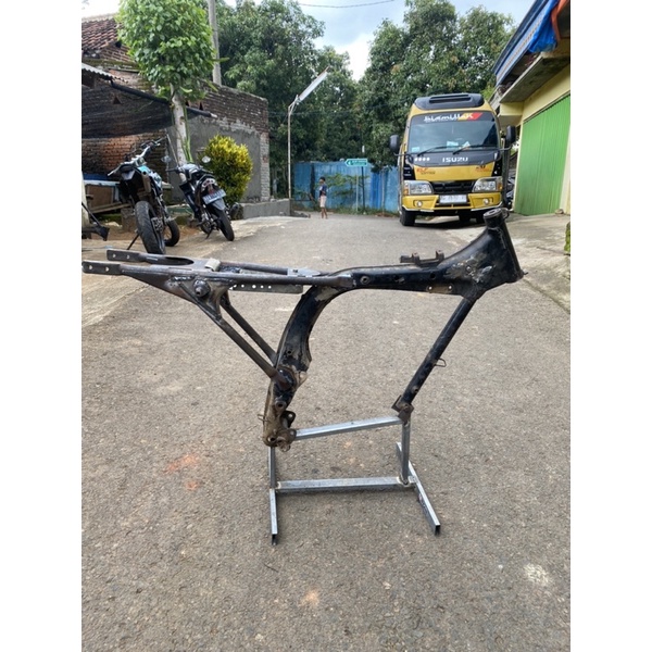 rangka dua body cb dan gl 100 1 rangka dua body cb dan gl 100 tatanan nganjuk an