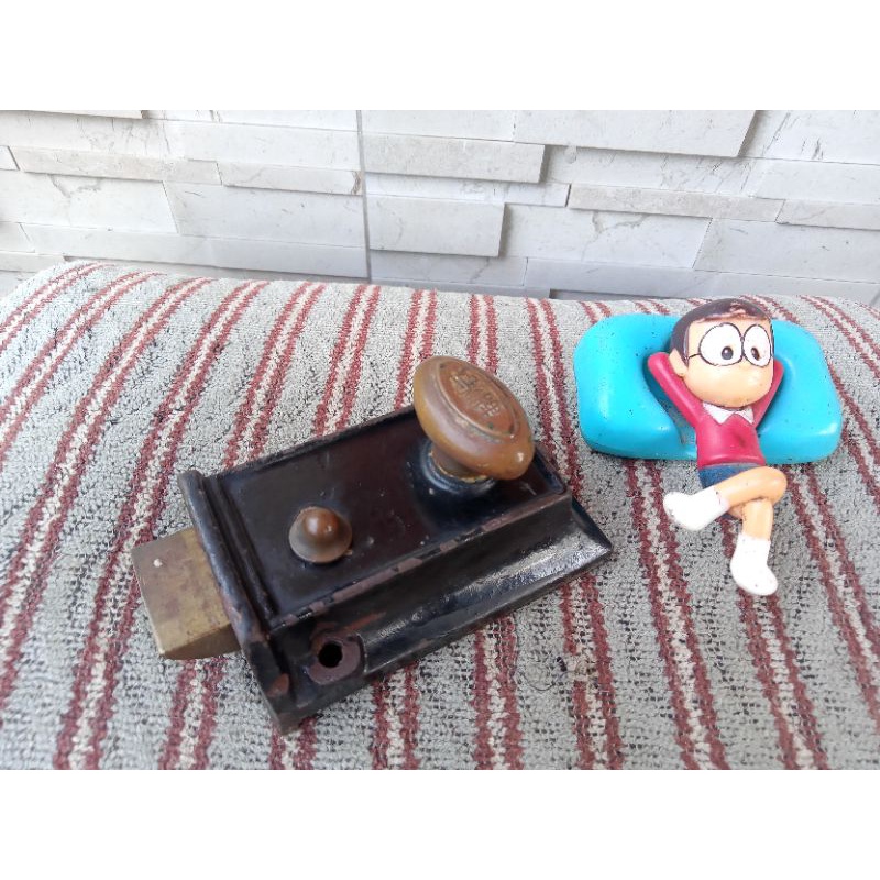 Grendel pintu jadul gembok vintage