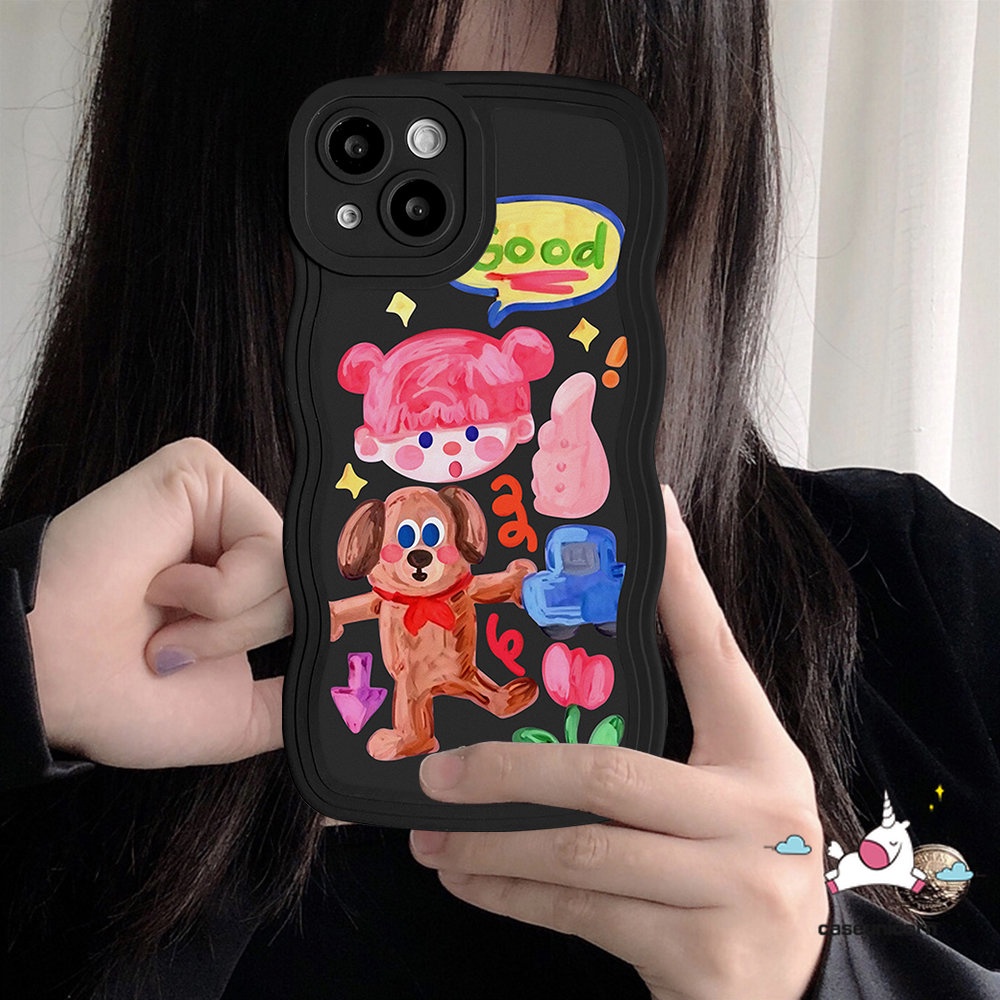 IPHONE Kartun Grafiti Anjing Lucu Populer Gadis Lucu Stiker Pasangan Casing Kompatibel Untuk Iphone11 14 13 12 Pro Max 6 6s 8 7 Plus XR 14Plus X XS Max SE 2020 Lembut Bergelombang Edge Case