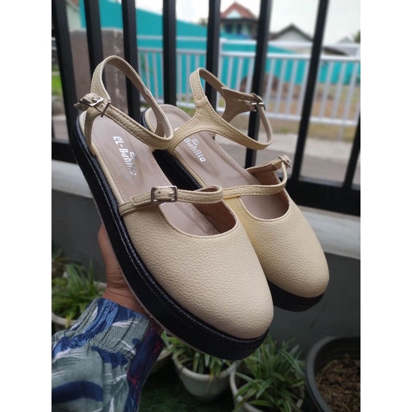 SEPATU WANITA TERKINI SIZE 35-42