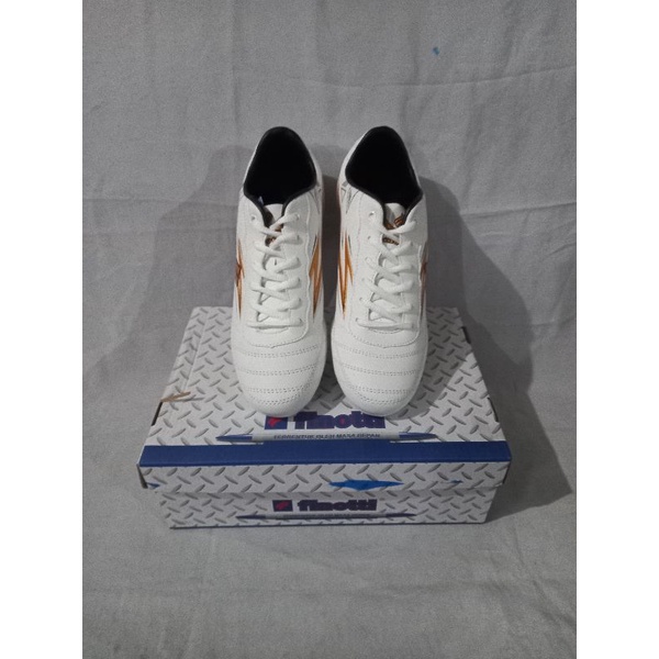 Sepatu futsal FINOTTI ORIGINAL AFF 17 PUTIH