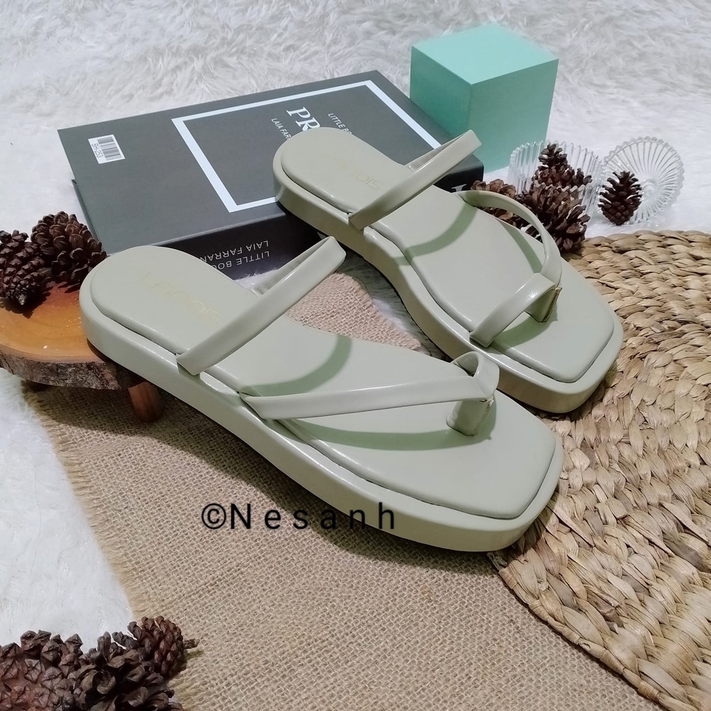 Sandal Tali Platform Wanita Sendal Wanita Kekinian STUSSY