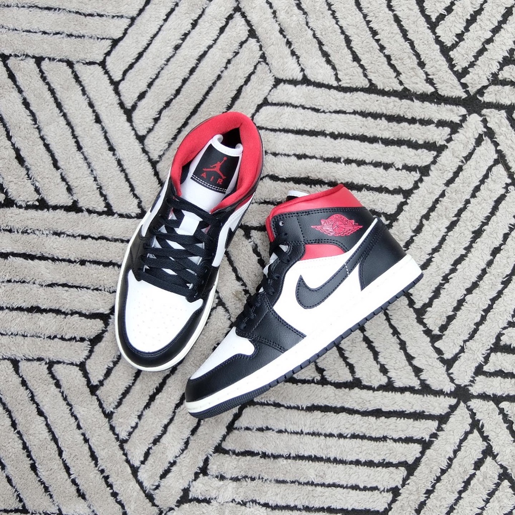 Air Jordan 1 Mid Black Gym Red