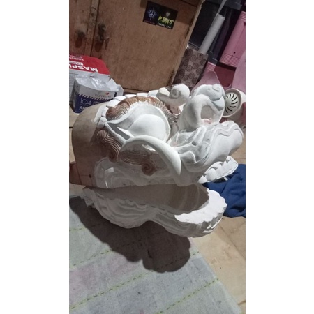 barongan kucingan putihan