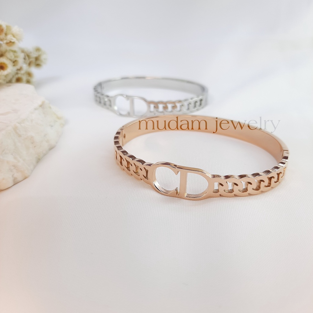 Gelang Bangle Titanium Model C. Di*r Tersedia Warna Rose Gold, Gold dan Silver