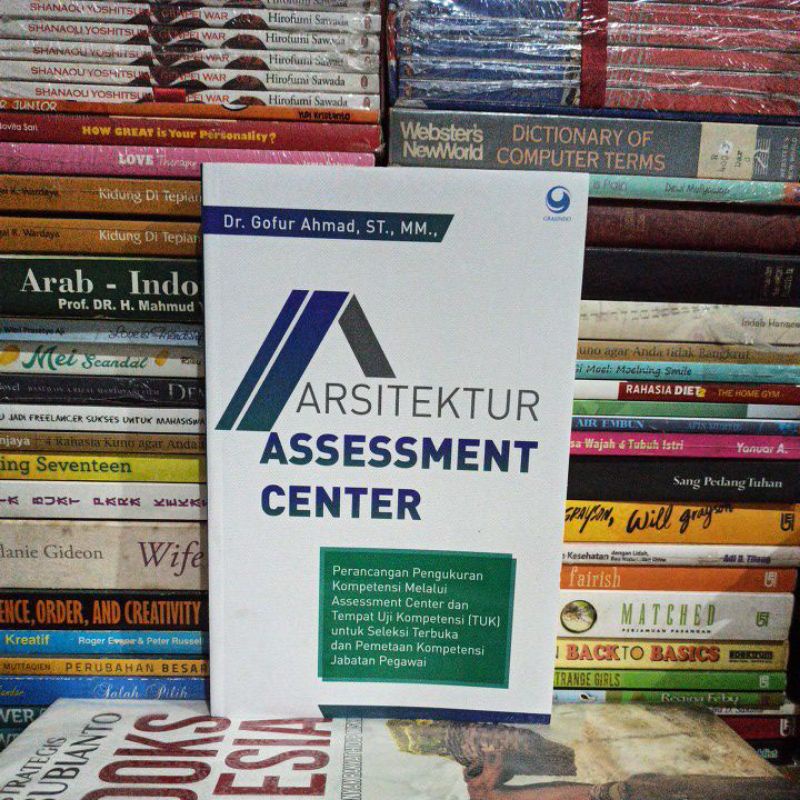 BUKU ORIGINAL ARSITEKTUR ASSESSMENT CENTER DR GOFUR AHMAD ST BEKAS